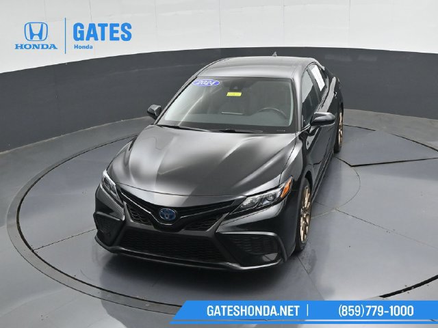 Used 2024 Toyota Camry SE w/ Convenience Package FWD image 46
