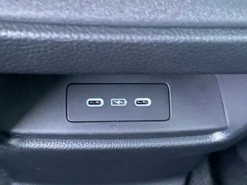 Certified 2025 Honda CR-V EX image 28