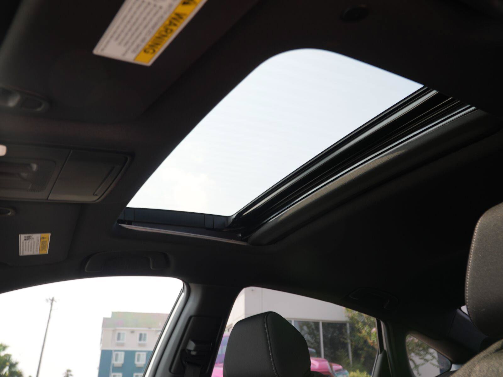 Used 2025 Honda Accord Sport image 8
