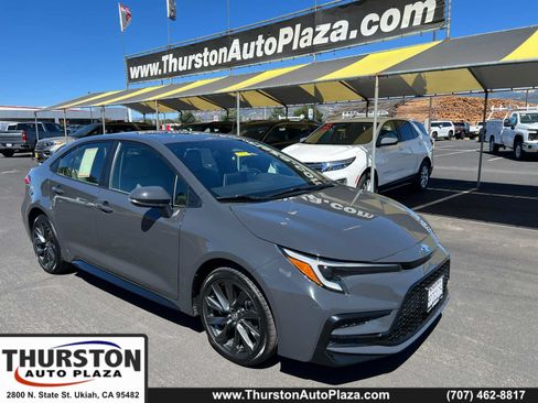Certified 2025 Toyota Corolla SE w/ SE Premium Package FWD image 1
