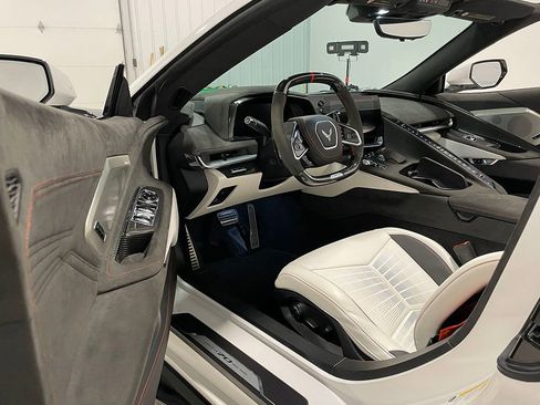 Used 2023 Chevrolet Corvette Z06 RWD image 50