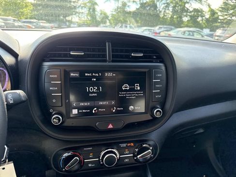 Used 2024 Kia Soul LX w/ Option Group 015 FWD image 20
