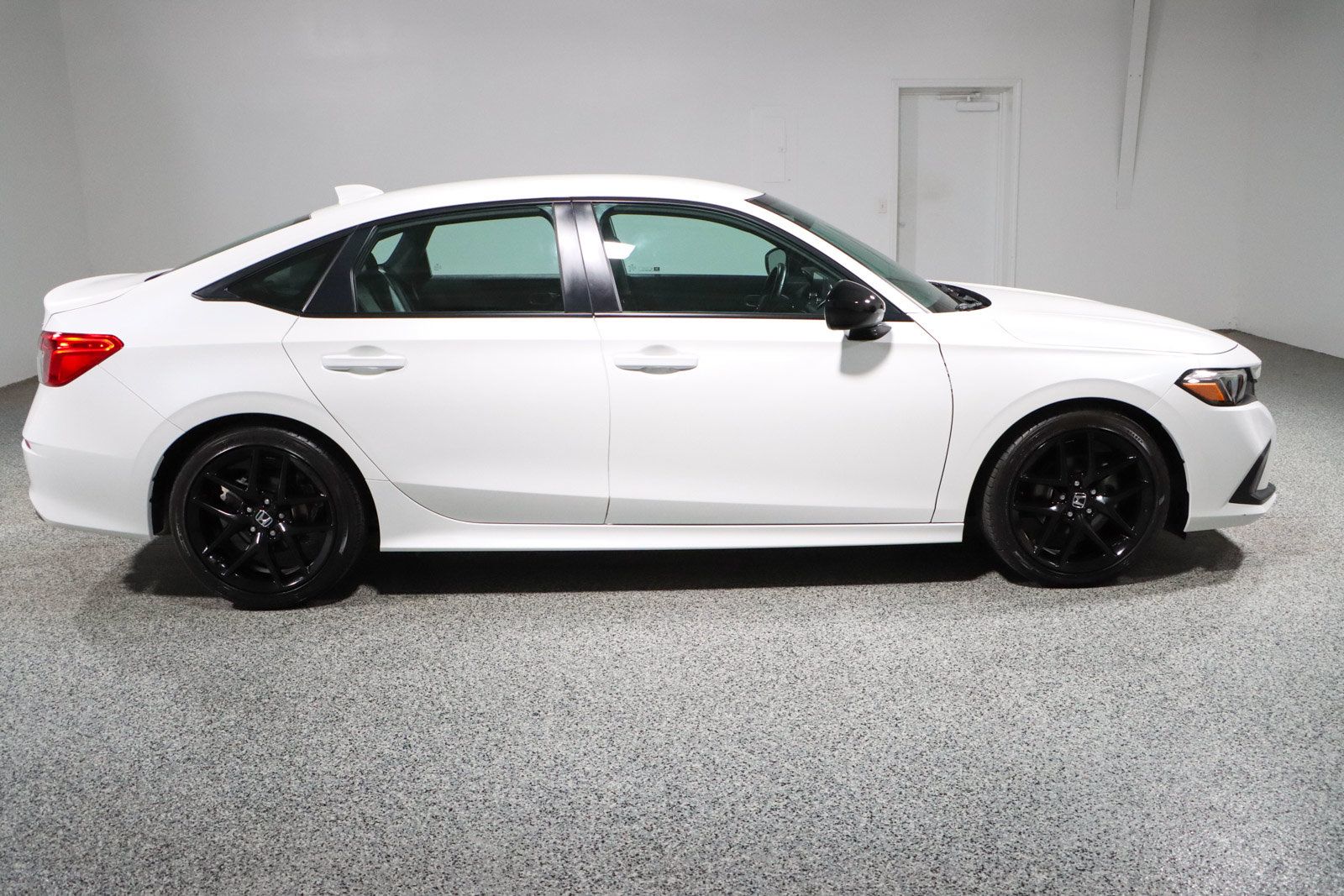 Used 2024 Honda Civic Sport image 6