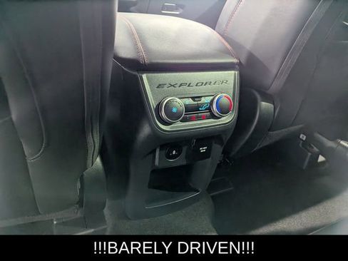 Used 2025 Ford Explorer ST image 18