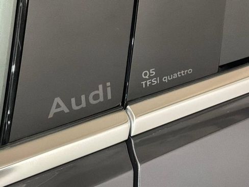 Used 2025 Audi Q5 Premium w/ Premium Plus AWD/4WD image 25