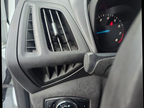 Used 2018 Ford Transit Connect XL FWD image 27