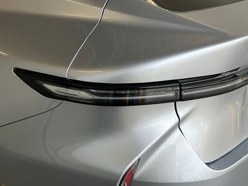 New 2026 Lexus ES 350e w/ Convenience Package FWD image 15