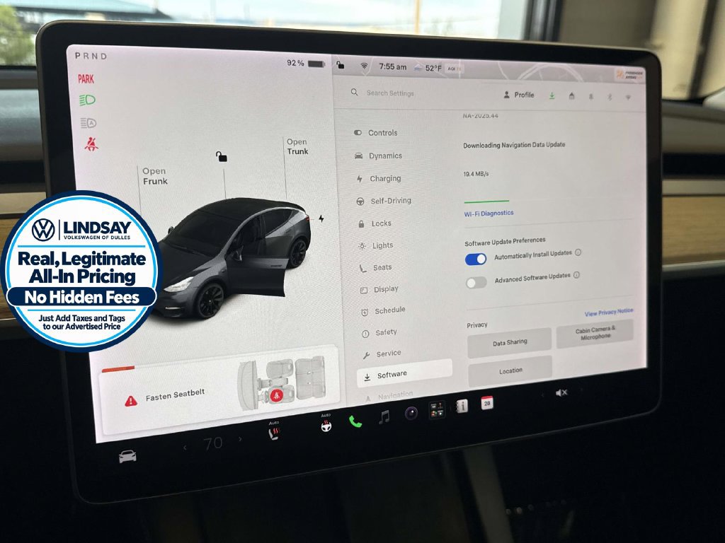Used 2021 Tesla Model Y Long Range AWD/4WD image 22