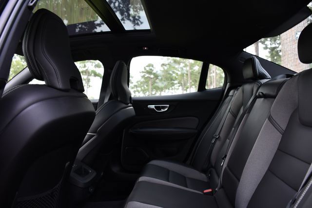 Used 2024 Volvo S60 B5 Plus w/ Climate Package AWD/4WD image 22
