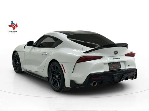 Used 2024 Toyota Supra Premium image 5