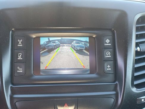 Used 2016 Chrysler 200 Limited image 18