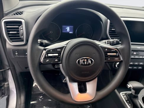 Used 2021 Kia Sportage LX AWD/4WD image 12