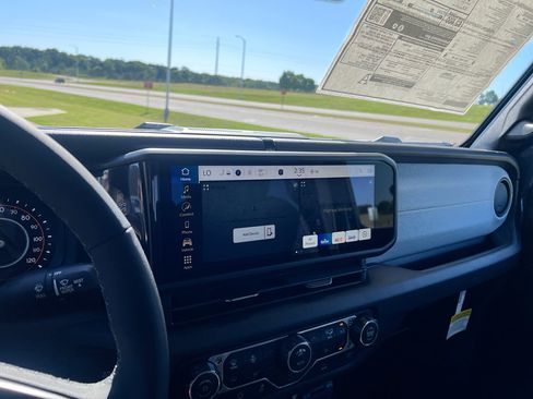 New 2026 Jeep Gladiator Willys image 24