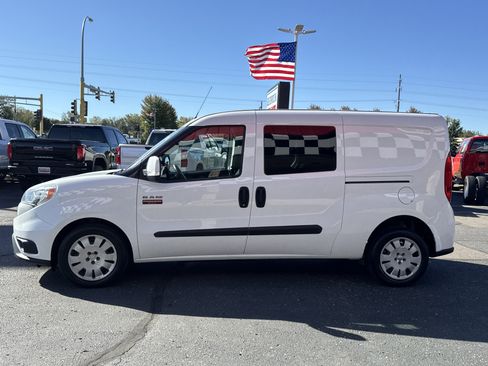 Used 2018 RAM ProMaster City SLT w/ Mopar Trailer Tow Group image 4