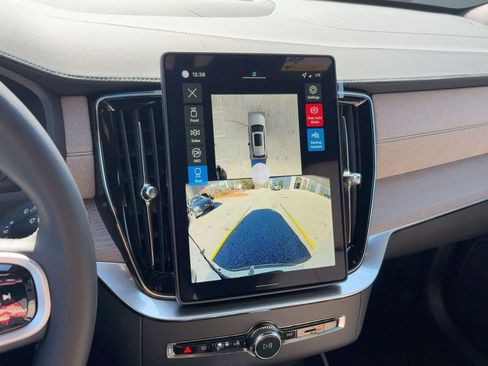 New 2026 Volvo XC90 B5 Plus w/ Protection Package image 22