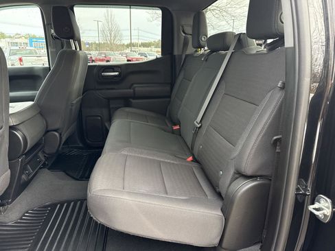 Used 2023 Chevrolet Silverado 1500 Custom image 14