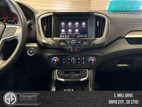 Used 2022 GMC Terrain SLE w/ Driver Convenience Package image 19