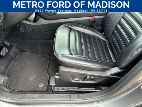 Used 2024 Ford Edge SEL AWD/4WD image 11
