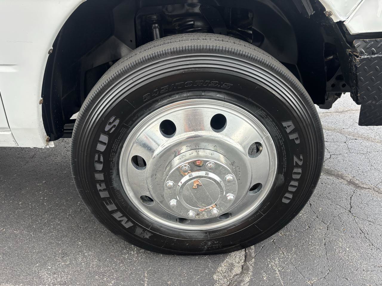 Used 2014 RAM 3500 Tradesman w/ Chrome Appearance Group AWD/4WD image 14