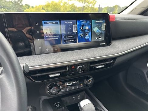 New 2026 Nissan Kicks SV image 22