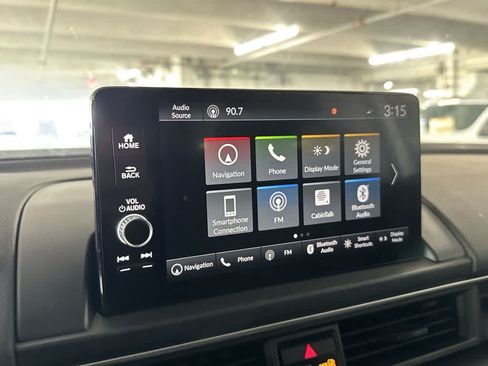 Used 2023 Honda Pilot Touring image 16