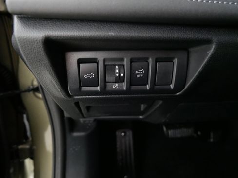 Used 2025 Subaru Outback Limited image 26