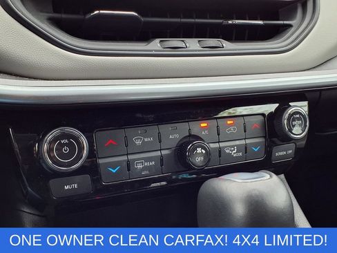 Used 2025 Jeep Compass Limited AWD/4WD image 11