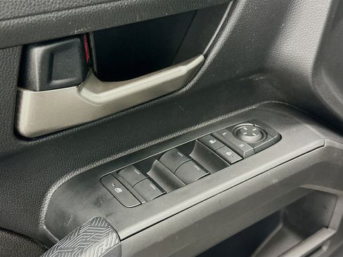 Used 2024 Toyota Tacoma TRD Off-Road image 15