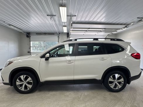 Used 2020 Subaru Ascent Premium w/ Convenience Package AWD/4WD image 2