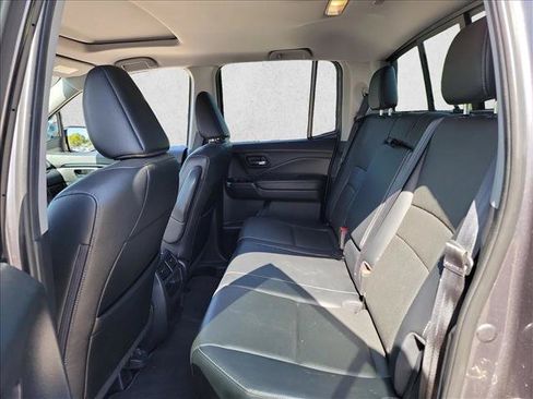 Used 2018 Honda Ridgeline RTL-E image 11