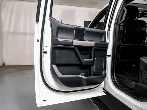 Used 2021 Ford F450 Platinum w/ FX4 Off-Road Package image 48