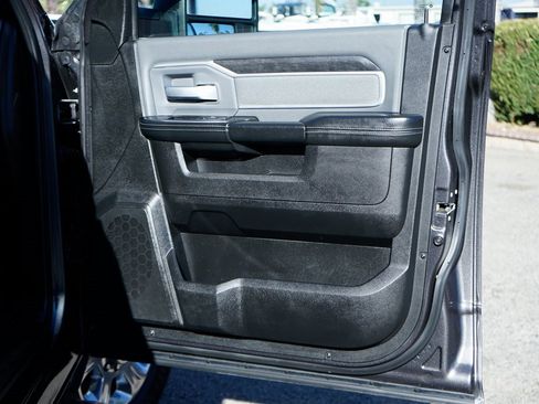 Used 2023 RAM 2500 Big Horn w/ Level 1 Equipment Group image 37