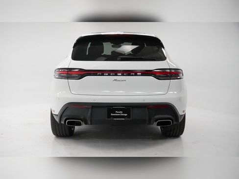 Used 2025 Porsche Macan image 11