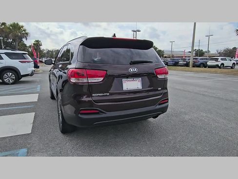 Used 2016 Kia Sorento LX w/ LX Convenience Package image 31