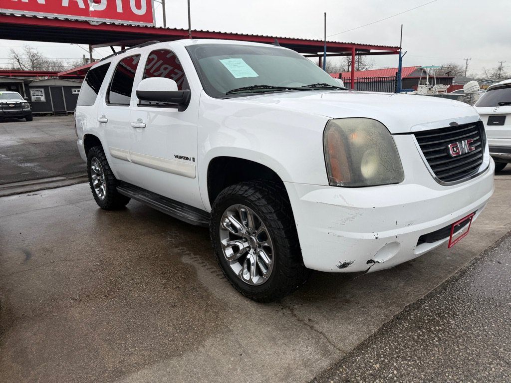 Used 2009 GMC Yukon SLE RWD image 5