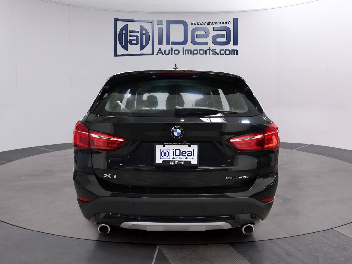 Used 2021 BMW X1 xDrive28i w/ Convenience Package AWD/4WD image 4