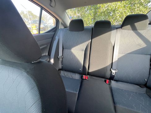 Used 2025 Nissan Versa SV image 37