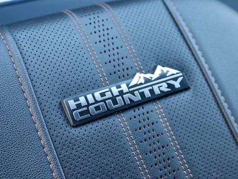 Used 2024 Chevrolet Silverado 3500 High Country w/ Technology Package image 26