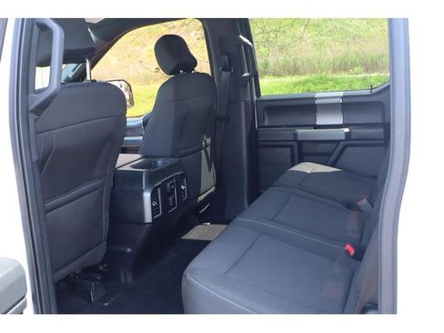 Used 2016 Ford F150 XLT w/ Equipment Group 302A Luxury AWD/4WD image 14