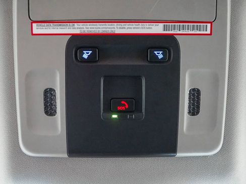 Used 2025 Toyota Camry LE AWD/4WD image 23