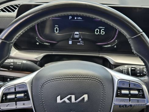 Certified 2023 Kia Telluride S w/ S Sunroof Package AWD/4WD image 27