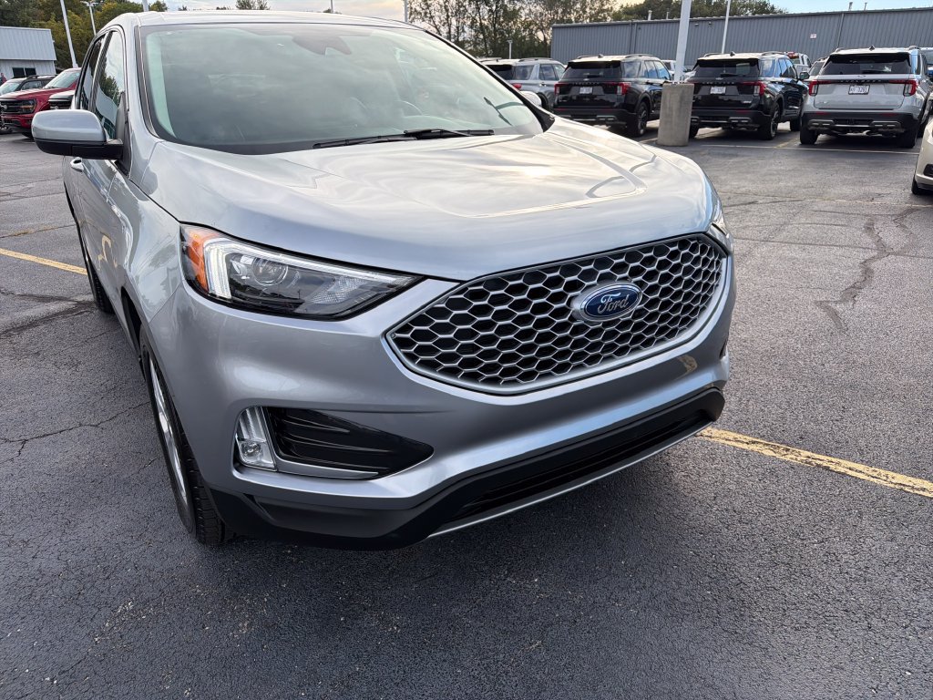 Used 2024 Ford Edge SEL w/ Convenience Package AWD/4WD image 23