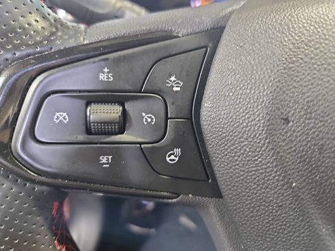 Used 2024 Chevrolet Trax RS w/ Driver Confidence Package FWD image 19