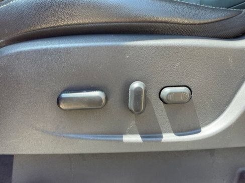 Used 2013 Ford Escape SEL FWD image 17