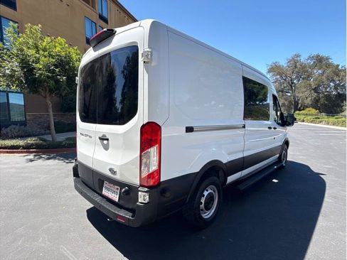 Used 2019 Ford Transit 250 148 Medium Roof RWD image 7