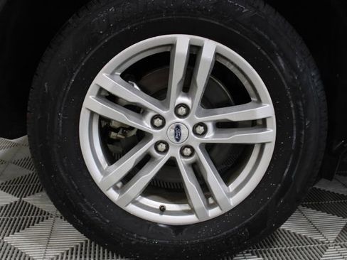 Used 2023 Ford Explorer XLT w/ Equipment Group 202A image 42