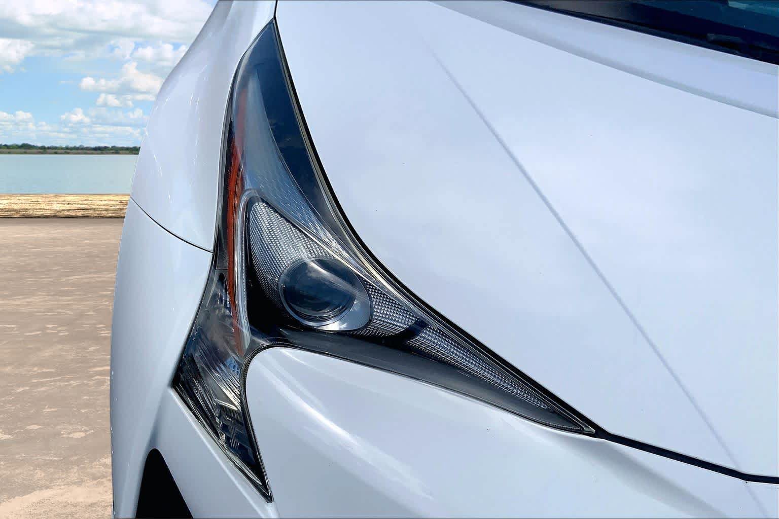 Used 2018 Toyota Prius One FWD image 31