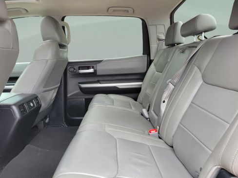 Used 2017 Toyota Tundra Limited w/ Limited Premium Package RWD image 6