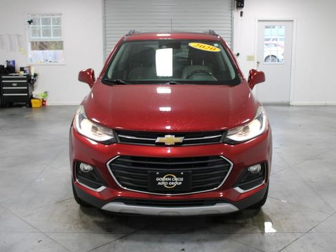 Used 2020 Chevrolet Trax Premier image 3