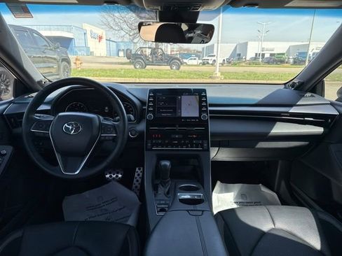 Certified 2022 Toyota Avalon Touring w/ Advanced Safety Package image 12